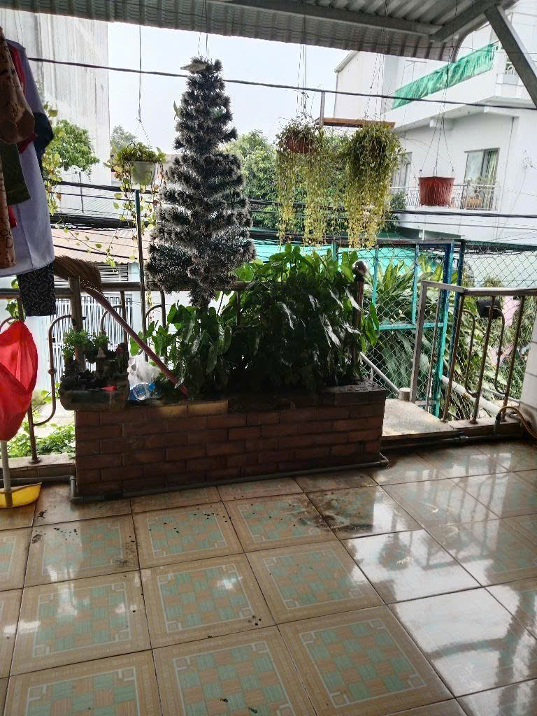 GIẢM 1 tỷ, GIÁ 8,5 TỶ , nhà 2 mặt tiền , đường song hành , trung chánh hóc môn , diện tích 87,5m2