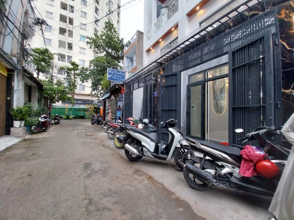 BÁN NHÀ 5 TẦNG TRUNG MỸ TÂY, Q12 – DT 62M² - GIÁ 9 TỶ