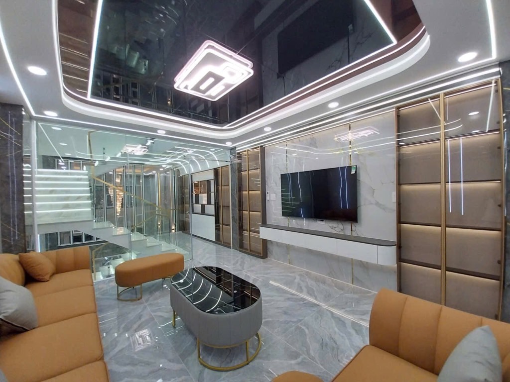 BÁN NHÀ 5 TẦNG TRUNG MỸ TÂY, Q12 – DT 62M² - GIÁ 9 TỶ