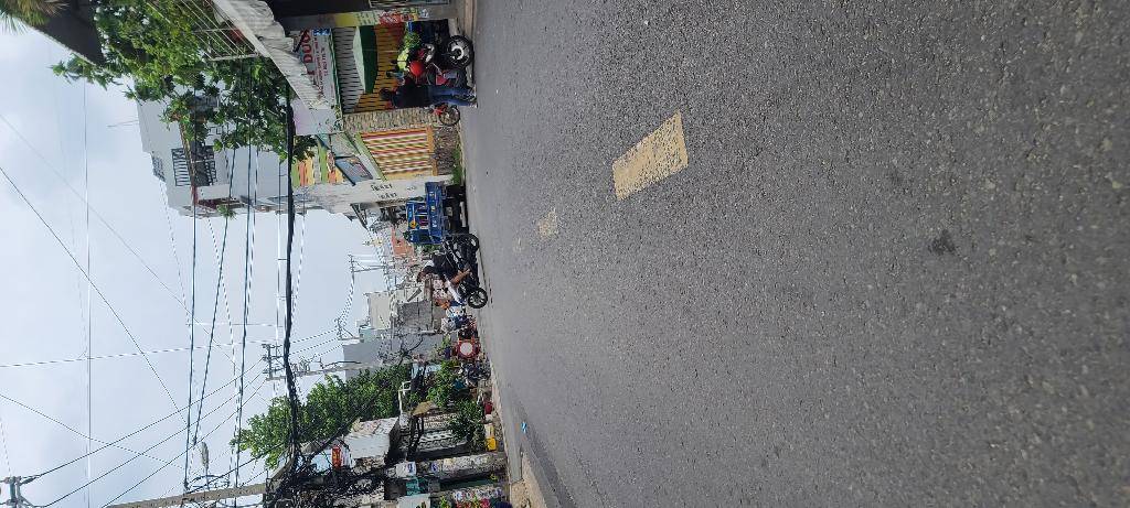 MẶT TIỀN KINH DOANH BUÔN BÁN - HƠN 3TỶ CHÚT - ĐƯỜNG RỘNG 10M THÔNG TỨ TRUNG - NGANG 3 DÀI 12 - NHÀ 1 TRỆT 1 LẦU - NGUYỄN THÀNH VĨNH - QUẬN 12