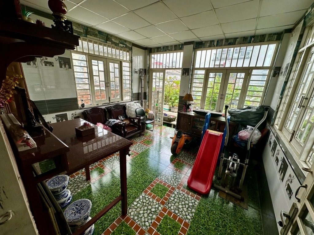 BÁN NHÀ-HXT-PHAN VĂN HÙM-TMT-Q12-DT 220M²-Giá 7,8 Tỷ