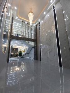 BÁN NHÀ 5 TẦNG TRUNG MỸ TÂY, Q12 – DT 62M² - GIÁ 9 TỶ