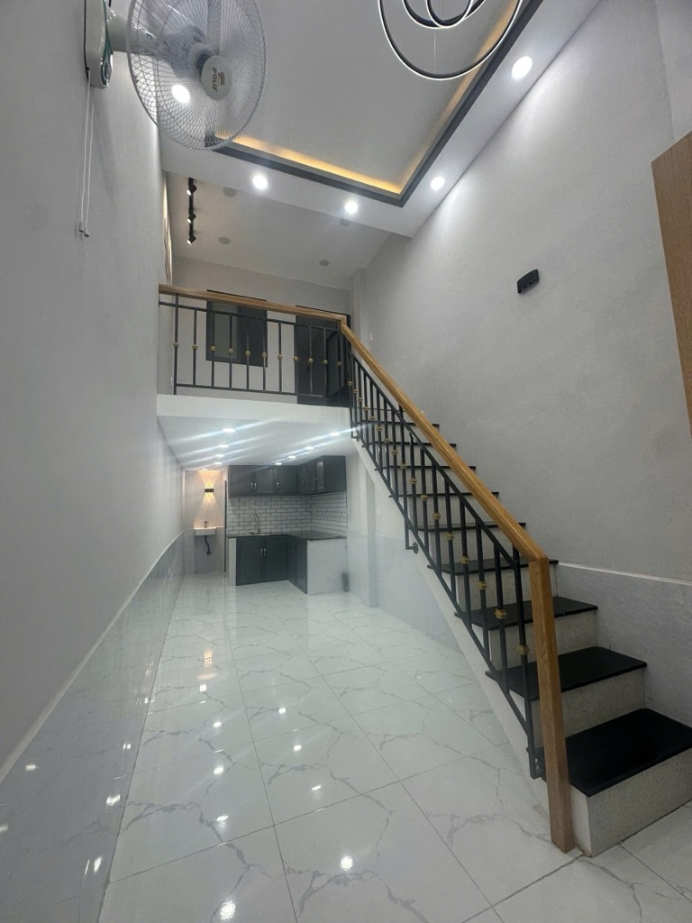 Chỉ 2,5Tỷ Nhà 2,7x9 mới đẹp, Hẻm 344 Chiến Lược, BTĐ, Bình Tân