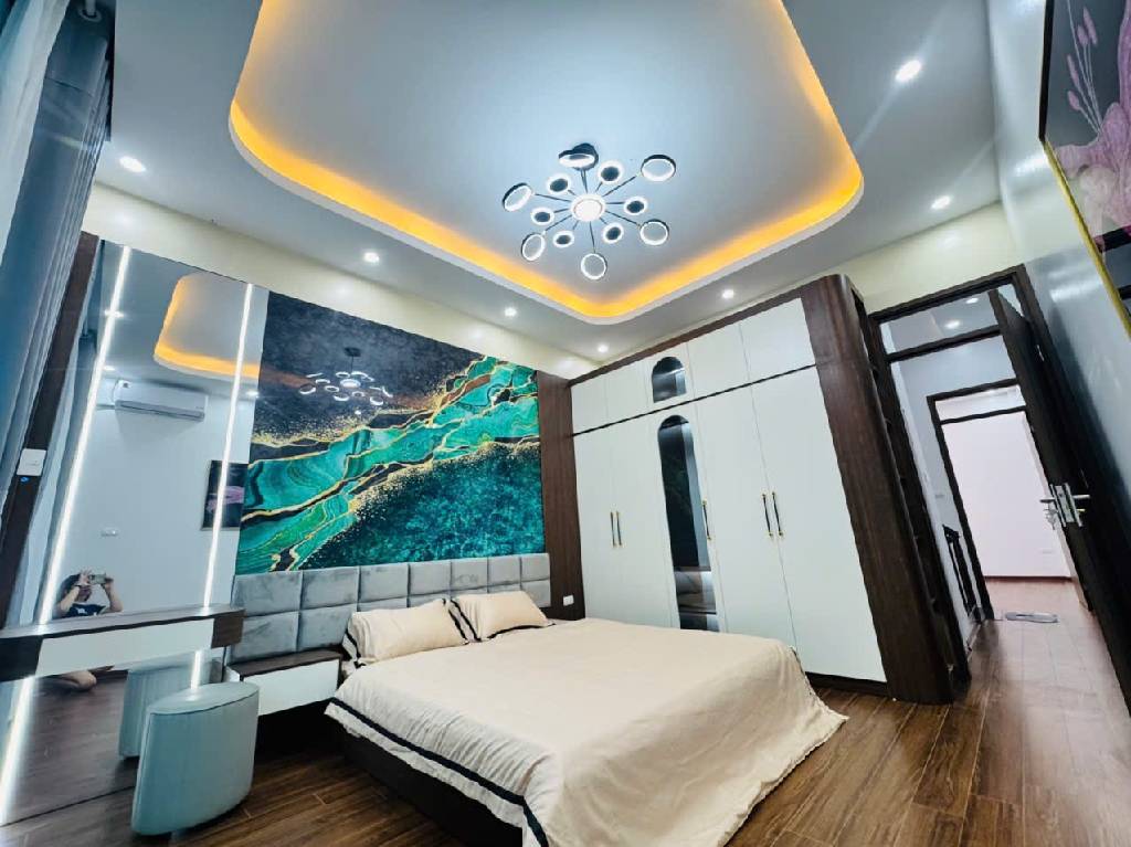 HÀNG HIẾM TRƯỜNG CHINH - ĐỐNG ĐA - NGÕ THÔNG 5M - KINH DOANH - CĂN GÓC 2 THOÁNG