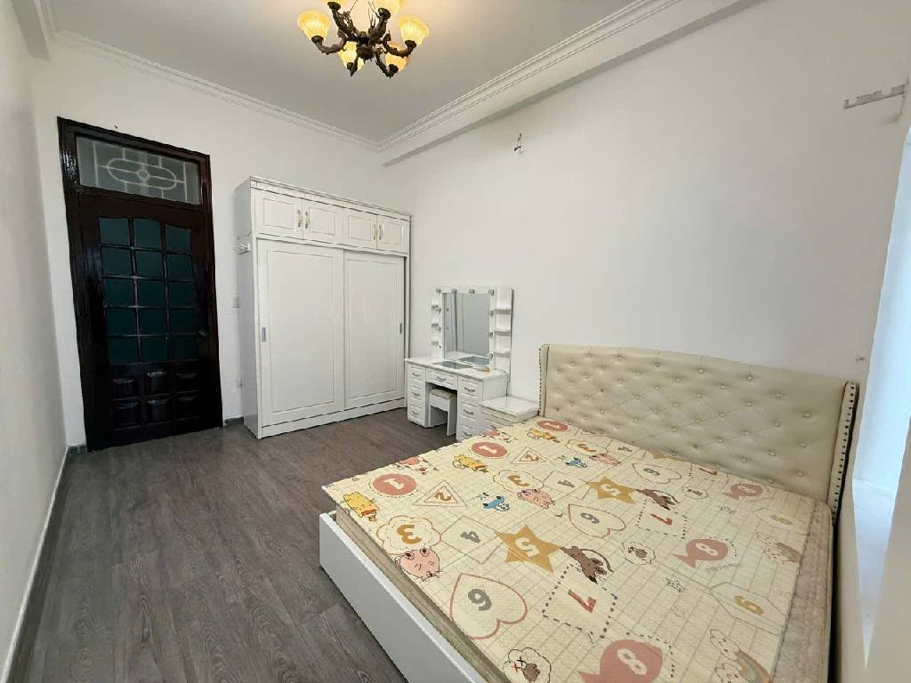 CHỈ VÀI TỶ - CÓ NHÀ ĐẸP -75M - TRIỀU KHÚC - THANH XUÂN - Ô TÔ GẦN - THOÁNG TRƯỚC SAU - VÀO Ở NGAY