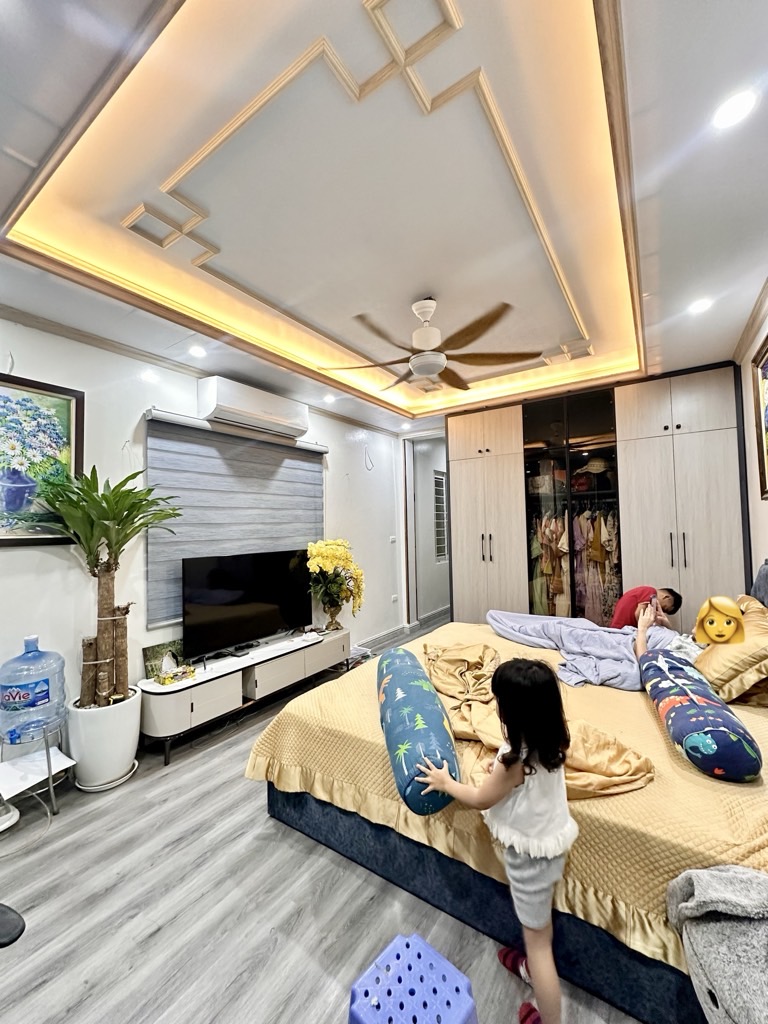 NHÀ ĐẸP BA ĐÌNH - LÔ GÓC PHÂN LÔ - NGÕ THÔNG - Ô TÔ ĐỖ CỬA