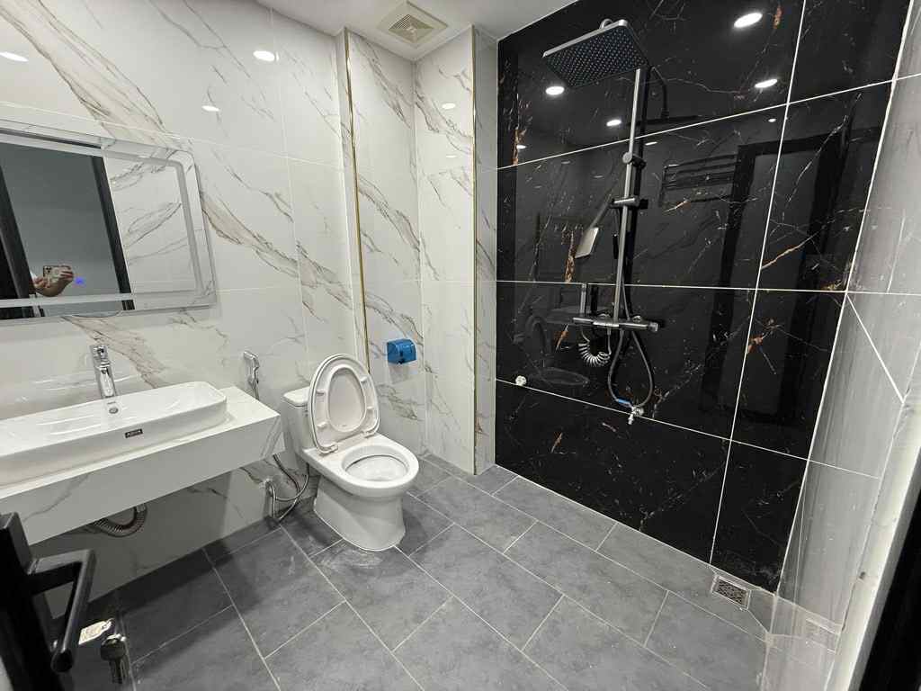 NHÀ ĐẸP BA ĐÌNH - LÔ GÓC PHÂN LÔ - NGÕ THÔNG - Ô TÔ ĐỖ CỬA