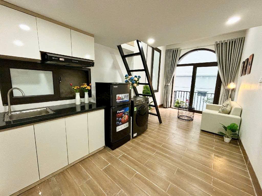 1 CĂN DUY NHẤT - MẶT TIỀN QUYỀN LỰC- SIÊU HIẾM- LÕI CẦU GIẤY – TRUNG KÍNH – 16 PHÒNG KHÉP KÍN- DÒNG TIỀN 1,5 TỶ/NĂM, CHỈ NHỈNH 18TỶ