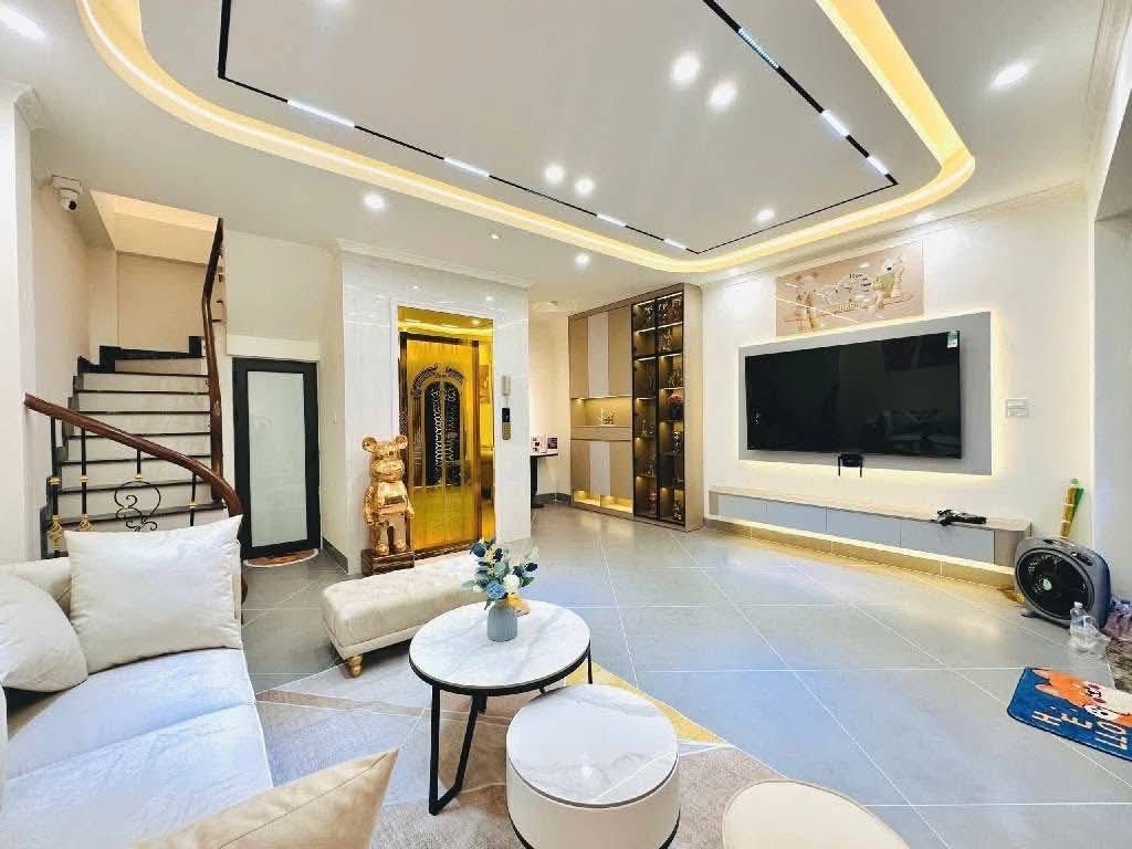 ĐẸP NHẤT TRONG PHÂN KHÚC - TẠI ĐỐNG ĐA. SỐNG SANG - SỐNG HƯỞNG THỤ