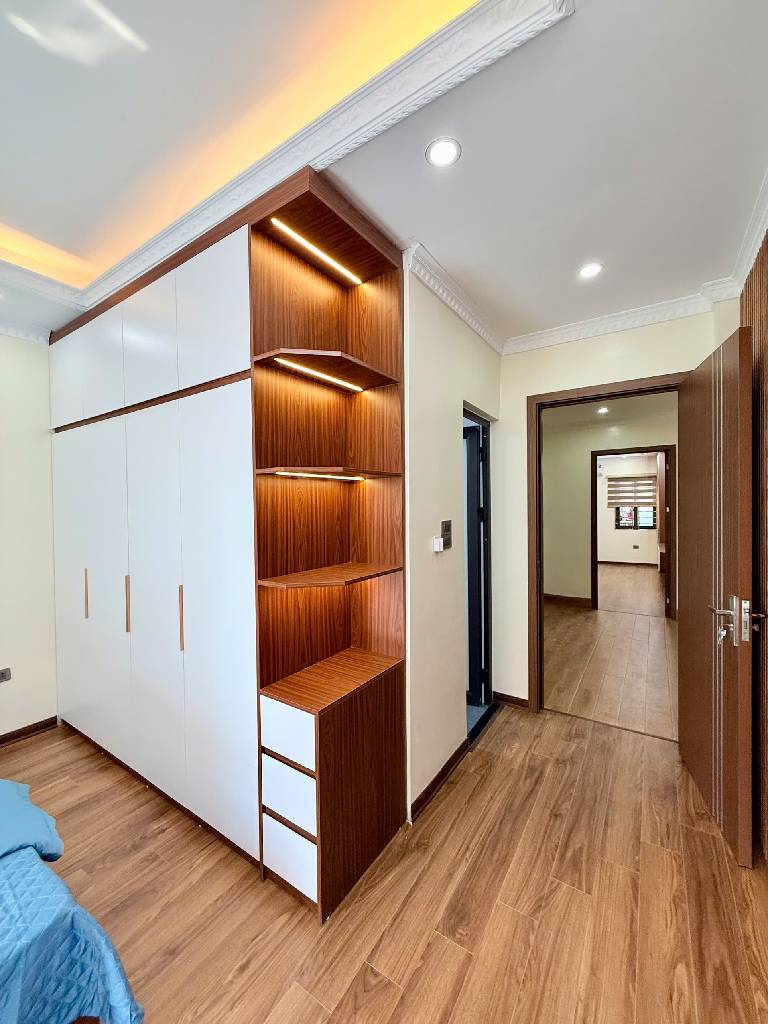 HOÀNG MAI – NHỈNH 15 TỶ/65M²- NGÕ NHƯ PHỐ– NHÀ MỚI TỪ MÓNG – KINH DOANH – ÔTÔ TRÁNH – FULL NỘI THẤT CAO CẤP.
