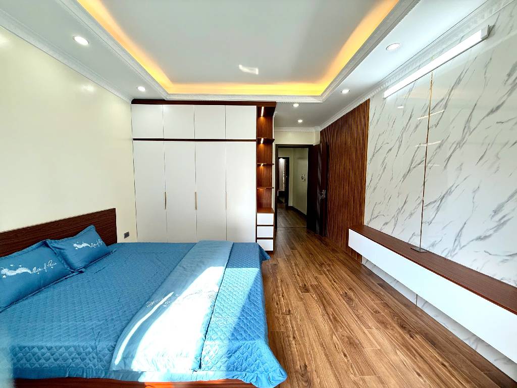 HOÀNG MAI – NHỈNH 15 TỶ/65M²- NGÕ NHƯ PHỐ– NHÀ MỚI TỪ MÓNG – KINH DOANH – ÔTÔ TRÁNH – FULL NỘI THẤT CAO CẤP.