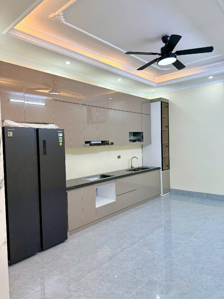 HOÀNG MAI – NHỈNH 15 TỶ/65M²- NGÕ NHƯ PHỐ– NHÀ MỚI TỪ MÓNG – KINH DOANH – ÔTÔ TRÁNH – FULL NỘI THẤT CAO CẤP.