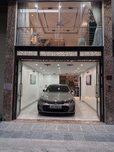 XỨNG TẦM ĐẲNG CẤP GIA CHỦ -GIỮA LÒNG HOÀNG MAI–NỘI THẤT TIỀN TỶ - Ở SƯỚNG NHƯ 6 SAO - 7TẦNG, ÔTÔ, GIÁ TRONG NGÕ