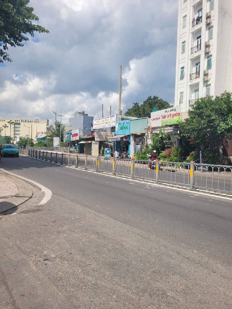 nhà bán gấp -dt: 61m2  nơ trang long- bình thạnh