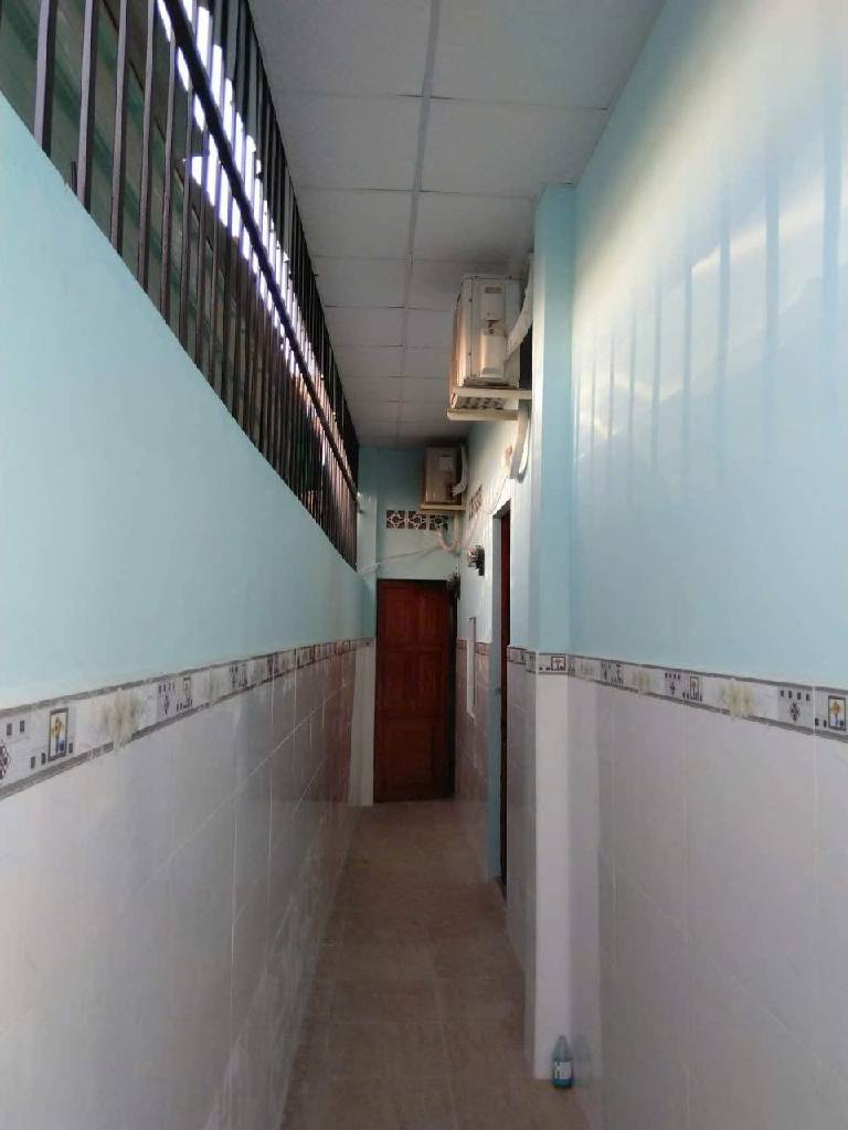 nhà bán gấp -dt: 61m2  nơ trang long- bình thạnh