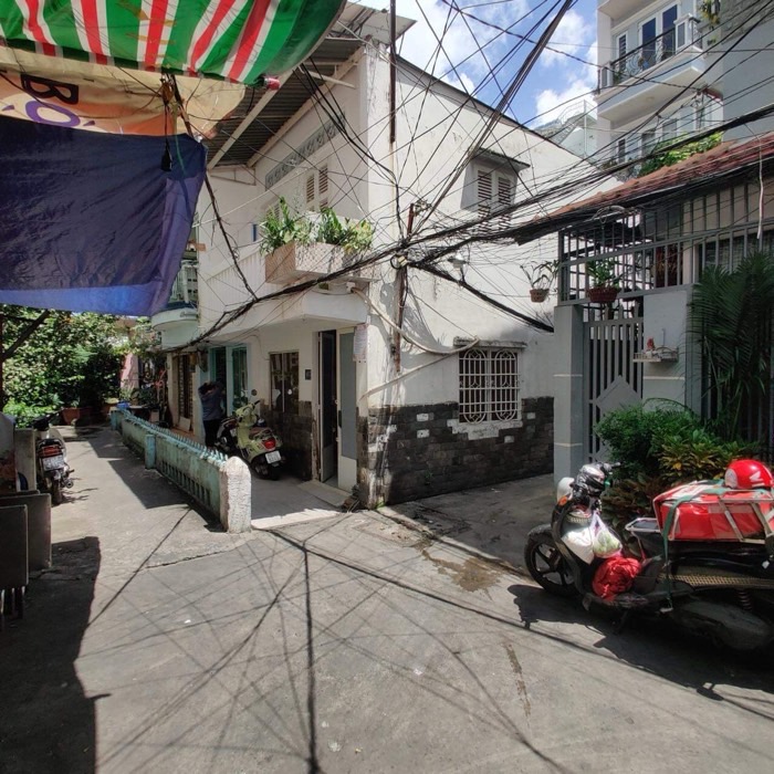 nhà 2 tầng- 4 ×10- trường sa-bình thạnh