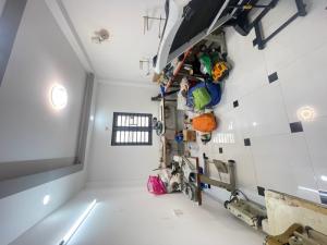 bán nhà gấp 4tầng,lê ngã,phú trung,tân phú