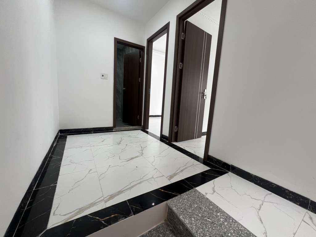 bán nhà mới 6 tỷ thạch bàn long biên