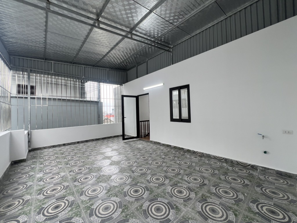 bán nhà mới 6 tỷ thạch bàn long biên