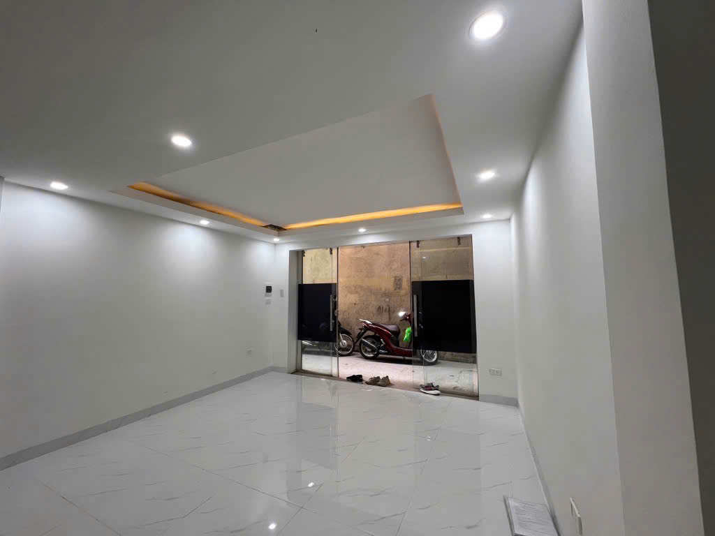 SIÊU ĐẸP PHỐ HOÀNG NGÂN X 6TẦNG  FUNLL NỘI THẤT. GIÁ7,8 TỶ
