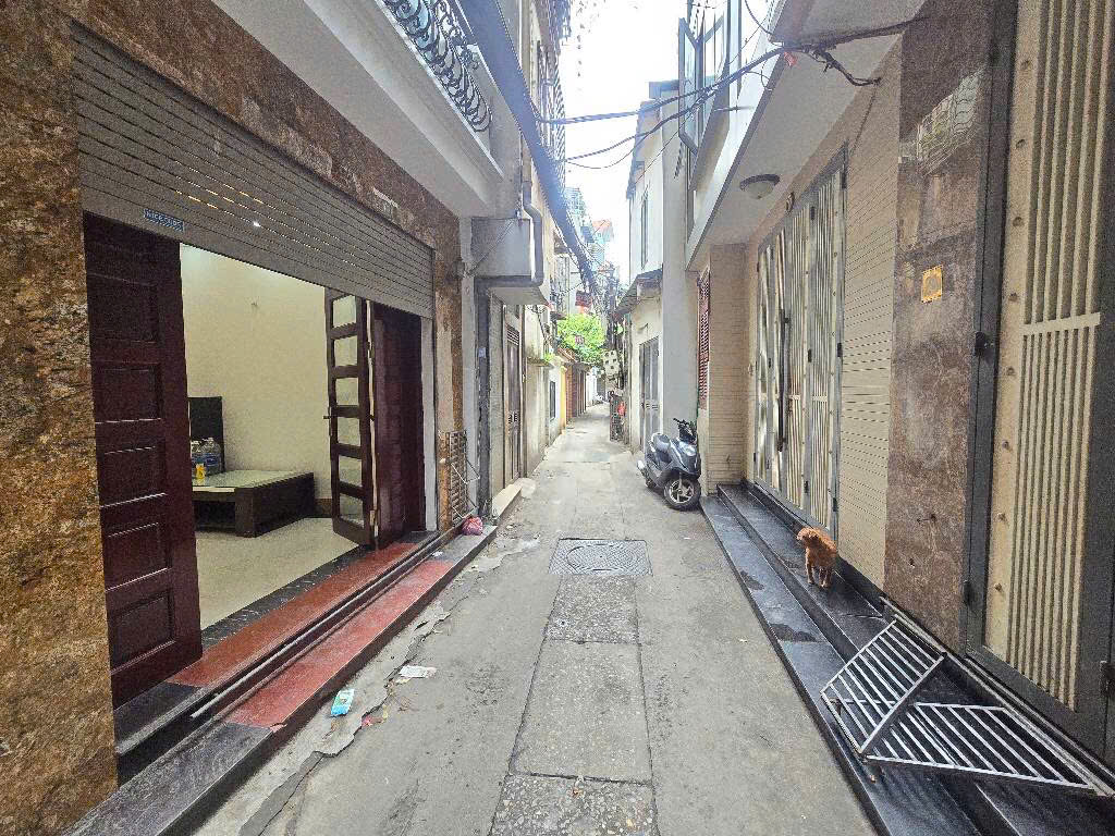 NHÀ LÔ GÓC 8/3 QUẬN HAI BÀ TRƯNG 5 TẦNG 7,4 tỷ