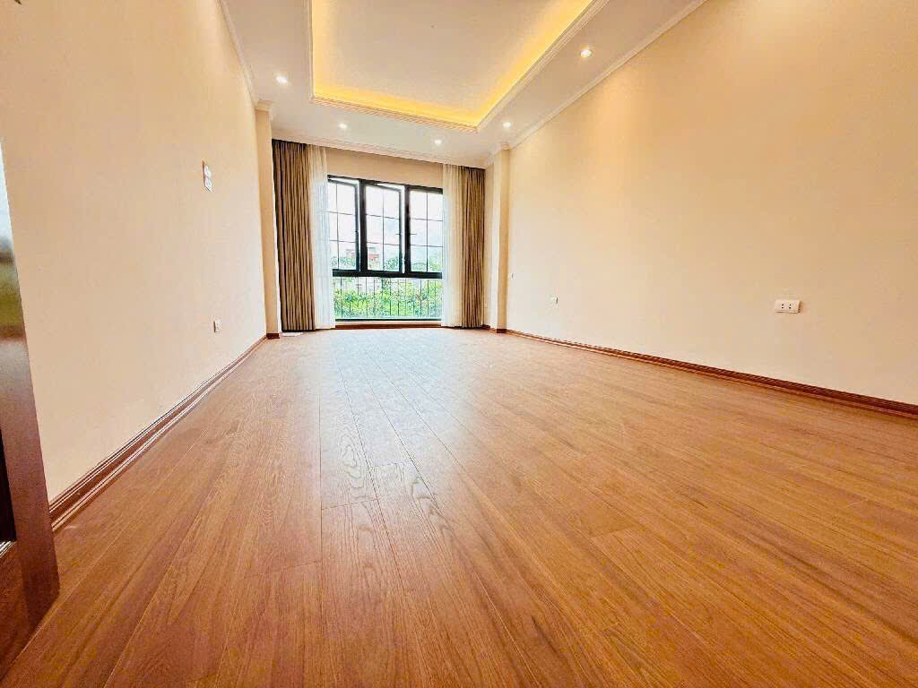 MẶT PHỐ<=>LÔ GÓC => GIẢI PHÓNG 5 TẦNG, giá 11,5