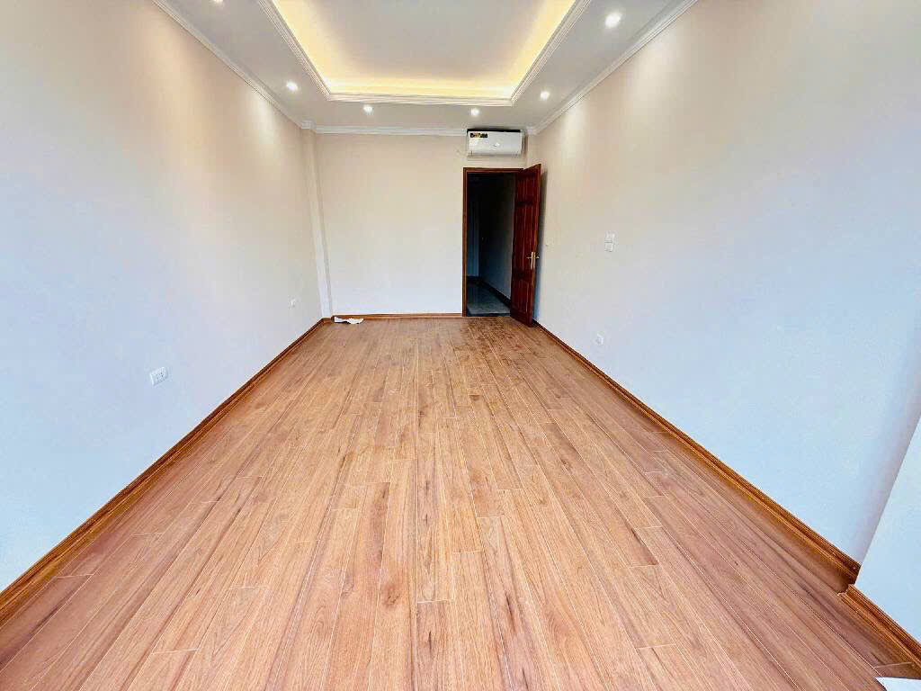 MẶT PHỐ<=>LÔ GÓC => GIẢI PHÓNG 5 TẦNG, giá 11,5