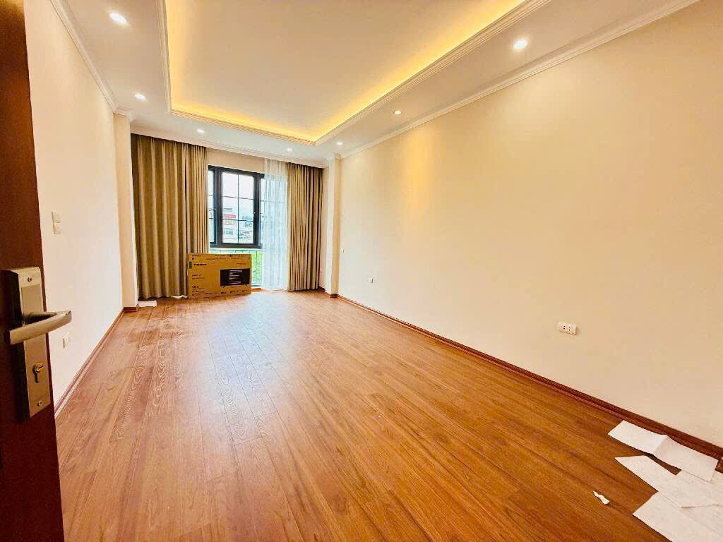 MẶT PHỐ<=>LÔ GÓC => GIẢI PHÓNG 5 TẦNG, giá 11,5