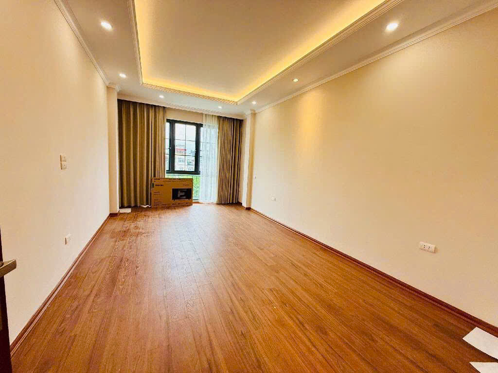 MẶT PHỐ<=>LÔ GÓC => GIẢI PHÓNG 5 TẦNG, giá 11,5