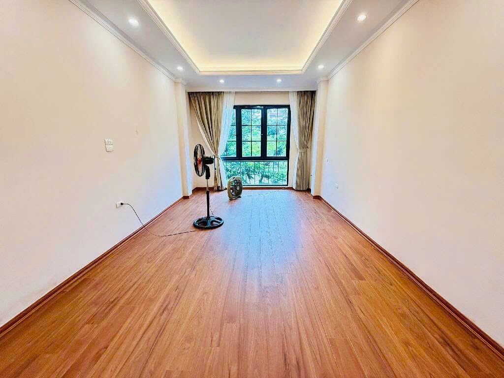MẶT PHỐ<=>LÔ GÓC => GIẢI PHÓNG 5 TẦNG, giá 11,5