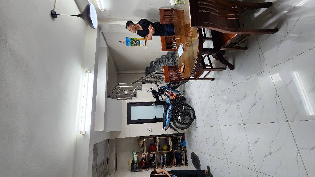 Bán nhà phố Đại Cồ Việt – Hai Bà Trưng 42 m2 4 tầng MT 4m về ở ngay Giá 8 tỷ.