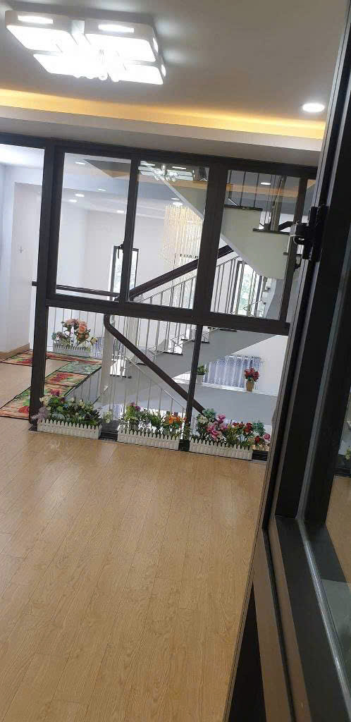 Bán nhà Quận 7, Nguyễn Thị Thập, 54m2, 4 tầng, giá 9.5 tỷ.