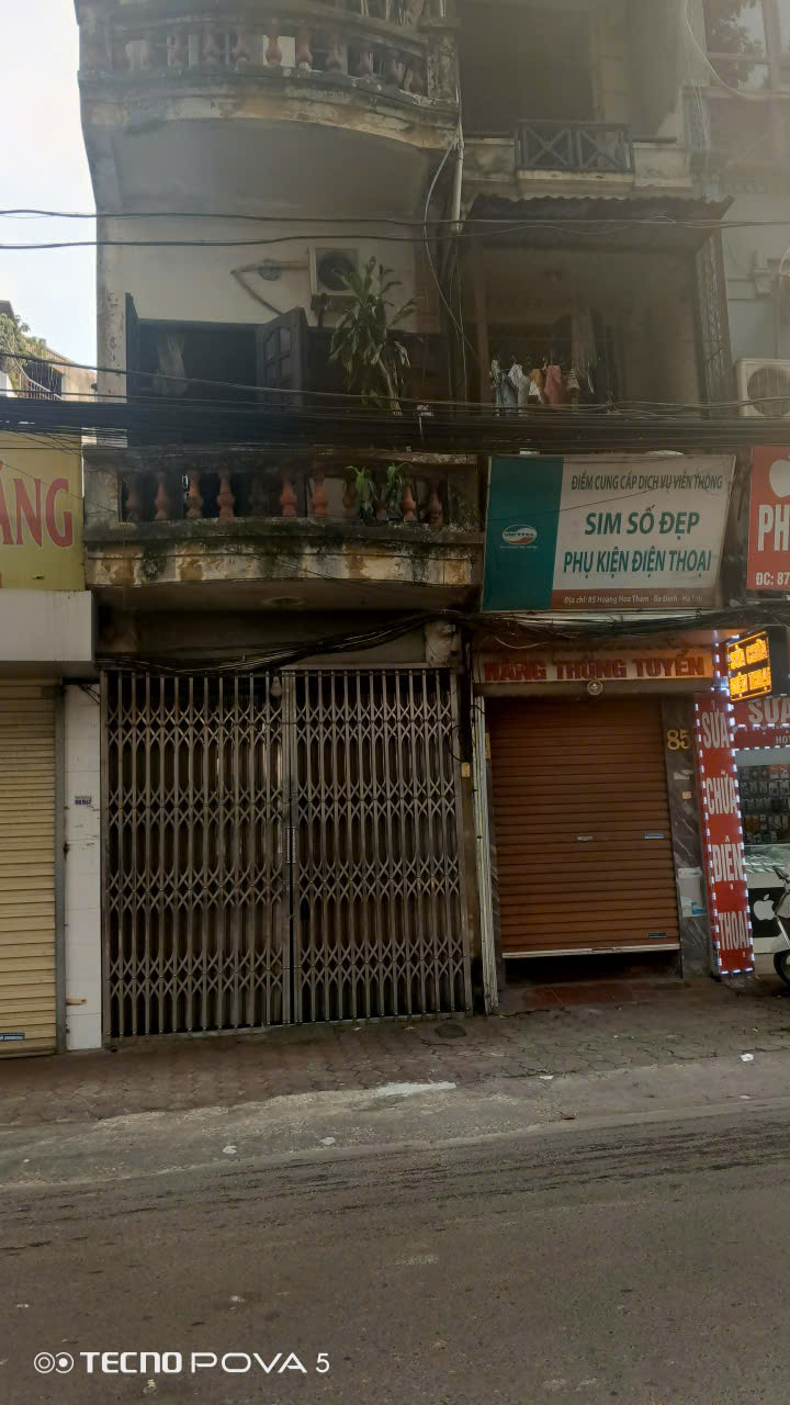 Bán nhà Hoàng Hoa Thám, vị trí gần trường học, công viên, 30.6m2, giá 6.7 tỷ