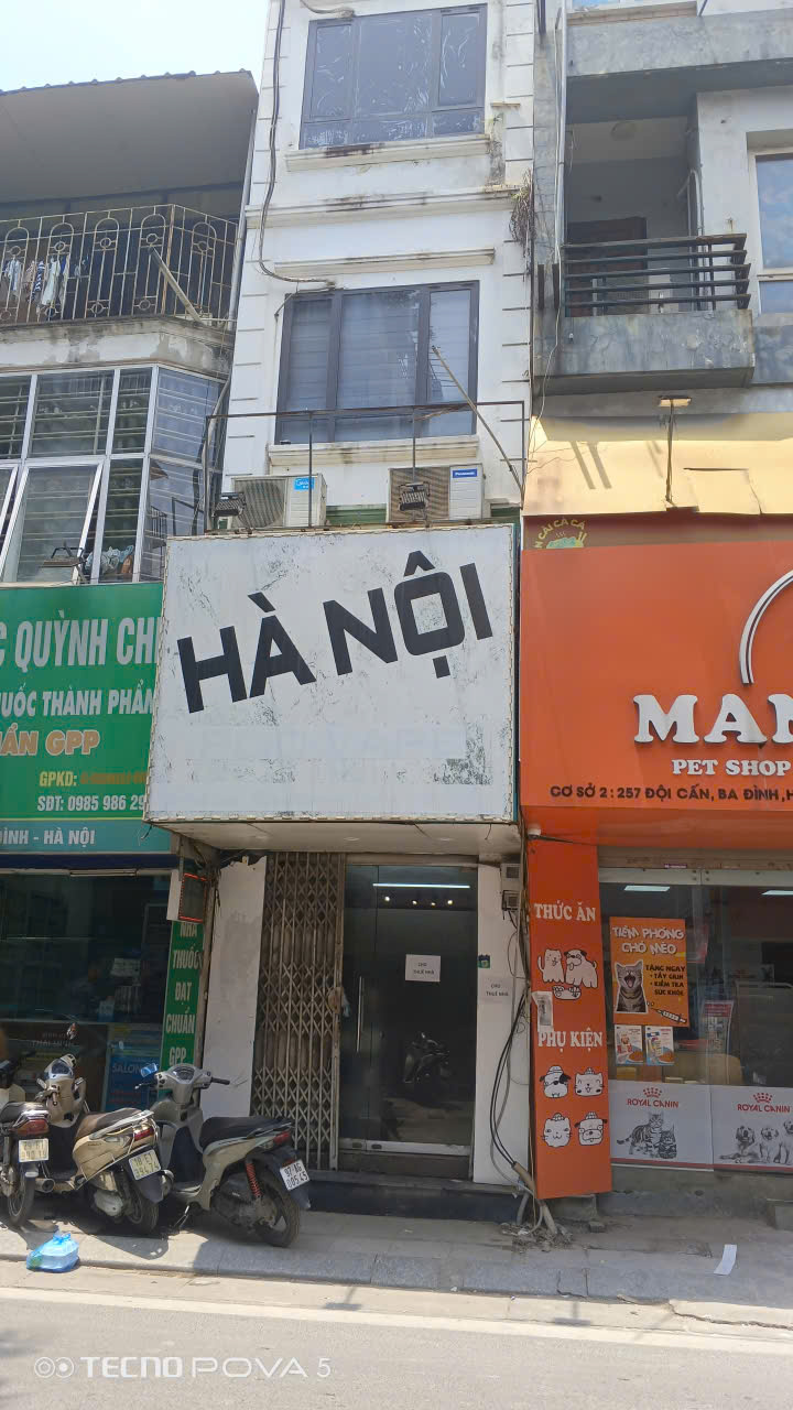 Bán nhà Đội Cấn, mặt phố kinh doanh rất hợp, 18m2, 10 tỷ