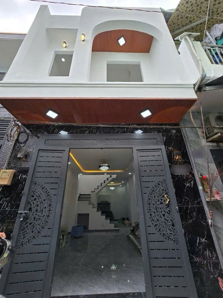 Siêu phẩm nhà 2 tầng, xe tải vi vu chỉ nhỉnh hơn 4 tỷ