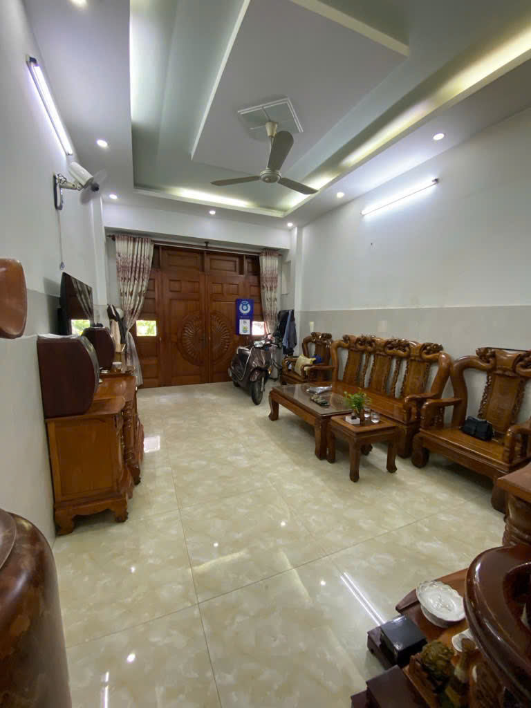HẺM ĐỐI DIÊN EAON TÂN PHÚ, SỔ HỒNG RIÊNG, HOÀN CÔNG ĐẦY ĐỦ, 4 TẦNG, NHỈNH  7 tỷ