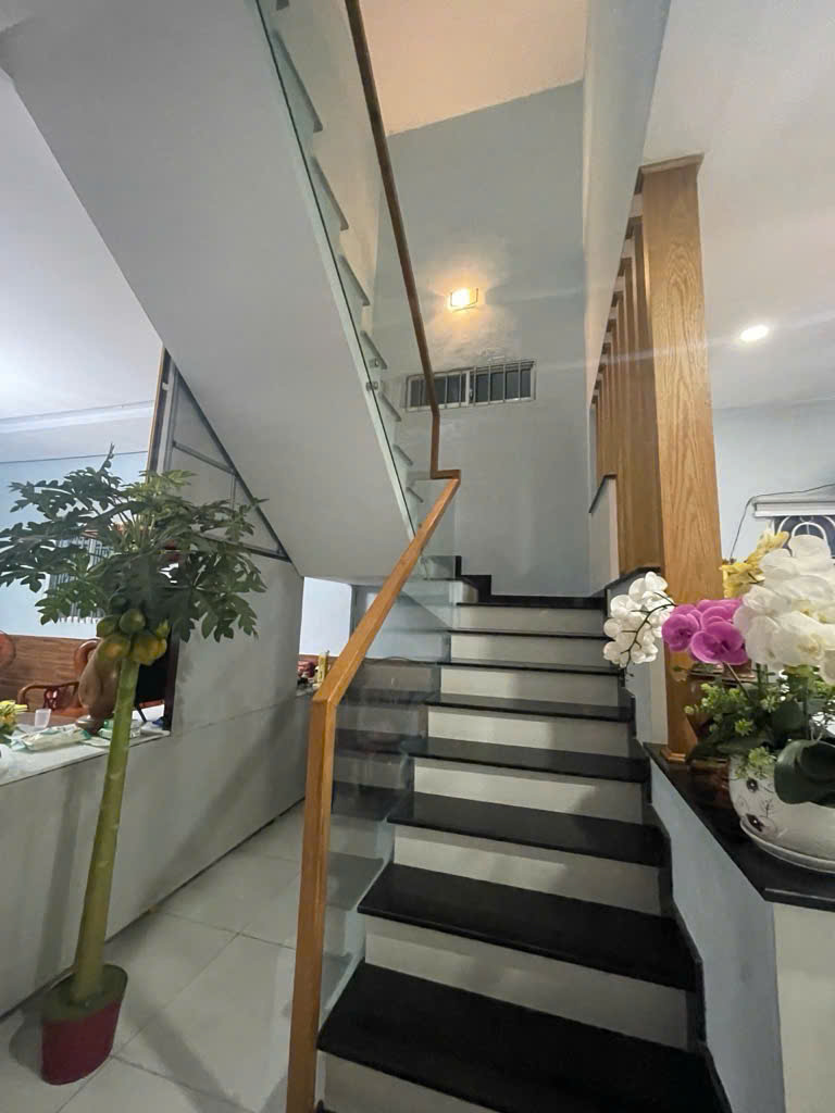SIÊU PHẨM SƠN KỲ - TÂN PHÚ - HẺM XE HƠI - NHÀ ĐẸP 2 TẦNG BTCT - VUÔNG A4 - NHỈNH 6 TỶ