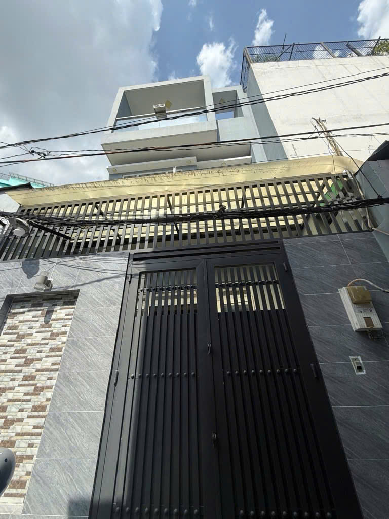 Hàng hiếm Lê Trọng Tấn - Tân Phú- 3 Tầng- 65M2- Cách 1 căn ra HXH - chỉ 5.6Tỷ TL