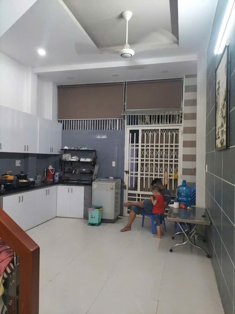 SIÊU PHẨM 2 MẶT TIỀN -  HXH GẦN AEON TÂN PHÚ -  50M2 - 2TẦNG BTCT 2PN KHÉP KÍN - SỔ A4 HOÀN CÔNG ĐỦ - CHỈ NHỈNH 5 TỶ.