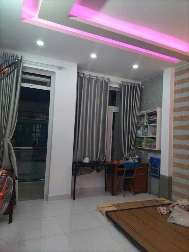 SIÊU PHẨM 2 MẶT TIỀN -  HXH GẦN AEON TÂN PHÚ -  50M2 - 2TẦNG BTCT 2PN KHÉP KÍN - SỔ A4 HOÀN CÔNG ĐỦ - CHỈ NHỈNH 5 TỶ.