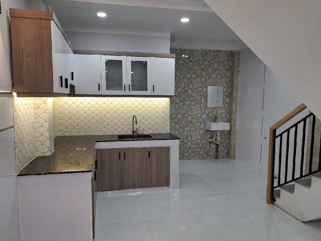 Bán nhà sát Đường Bình Long Tân Phú, 48m2,giá nhỉnh 4 tỷ