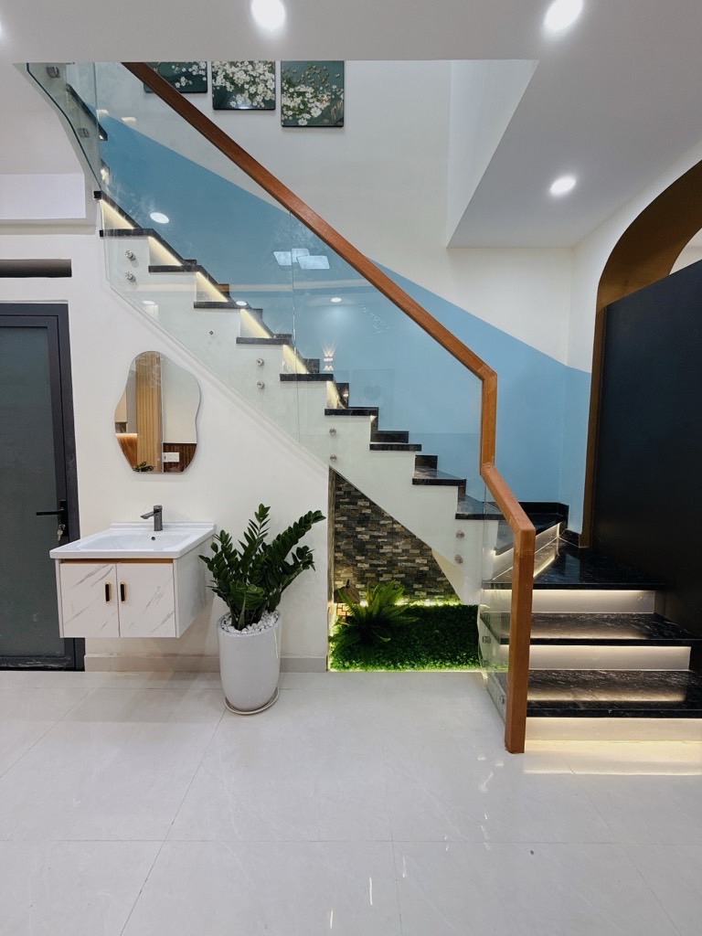 Bán Nhà HXH Kế Gò Dầu TP - 65M2 - Nội thất cao cấp - giá nhỉnh 6 tỷ