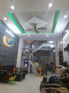 SIÊU PHẨM 2 MẶT TIỀN - HXH GẦN AEON TÂN PHÚ - 50M2 - 2TẦNG BTCT 2PN KHÉP KÍN - SỔ A4 HOÀN CÔNG ĐỦ - CHỈ NHỈNH 5 TỶ.