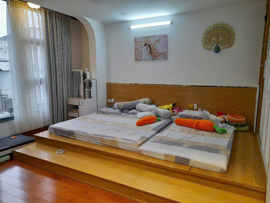 Bán nhà hẻm oto 260 Bà Hom P14 Q6