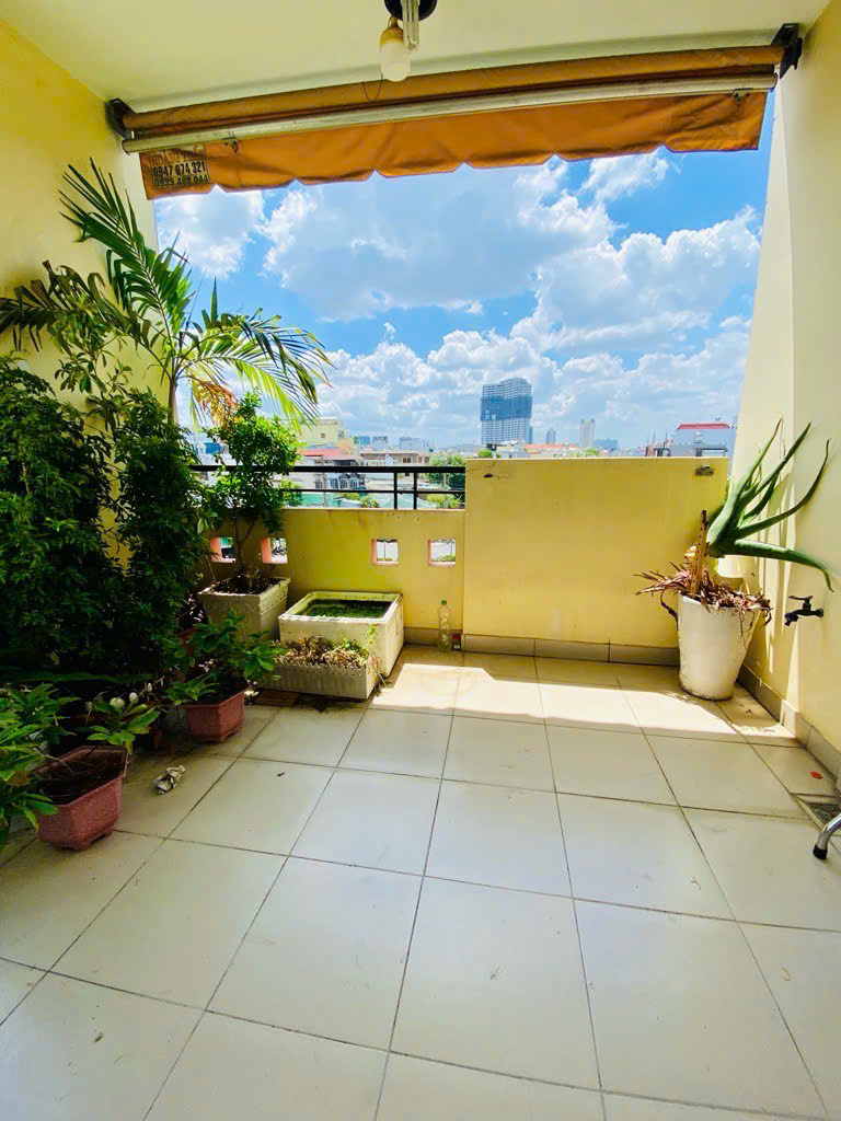 Bán nhà MTKD Hồng Bàng P12 Q6
