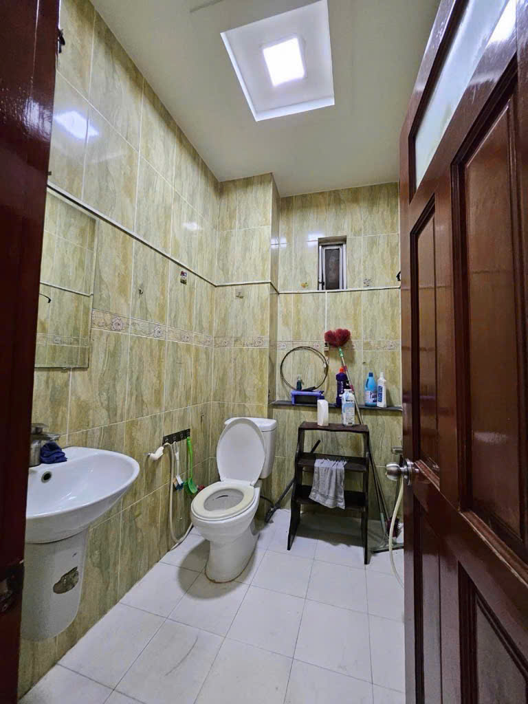 Bán nhà hẻm 405 Hậu Giang P11 Q6