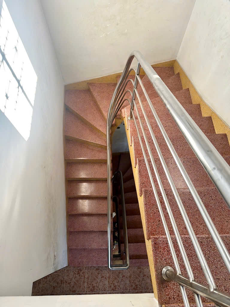 Bán nhà góc hẻm 579 Lò Gốm P9 Q6, 