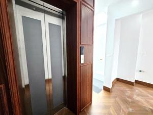 NHÀ SIÊU ĐẸP NỘI THẤT XỊN LÔ GÓC NGÕ
