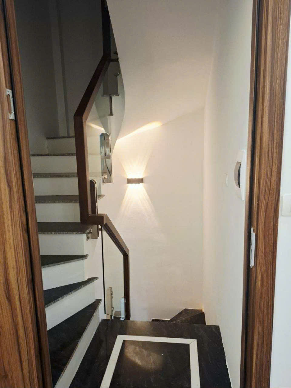 NHÀ MỚI,GẦN Ô TÔ, FULL NỘI THẤT CHỈ 4.5 TỶ