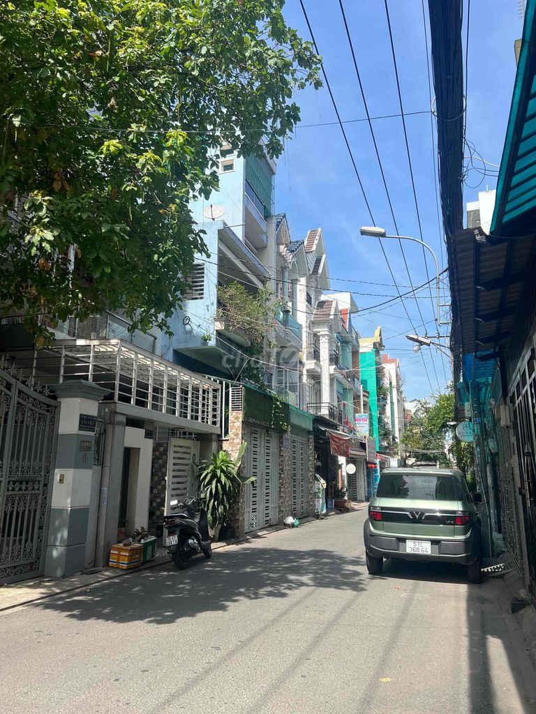 BÁN NHÀ HXH GẦN KHU VIP ĐỆ NHẤT KHÁCH SẠN, 4,2*12, 4 TẦNG, NHỈNH 9 TỶ